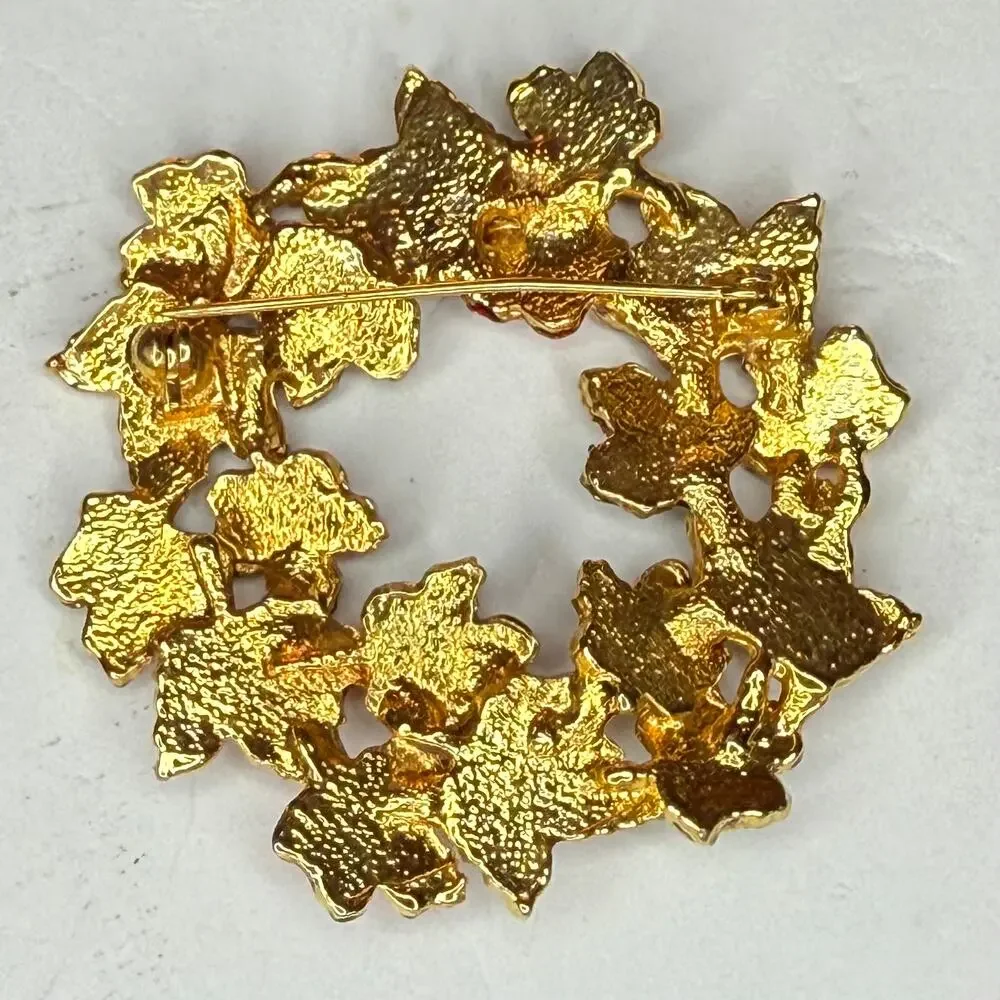 Vintage Enamel Autumn Fall LEAVES Leaf Wreath Gold Tone 3D 2